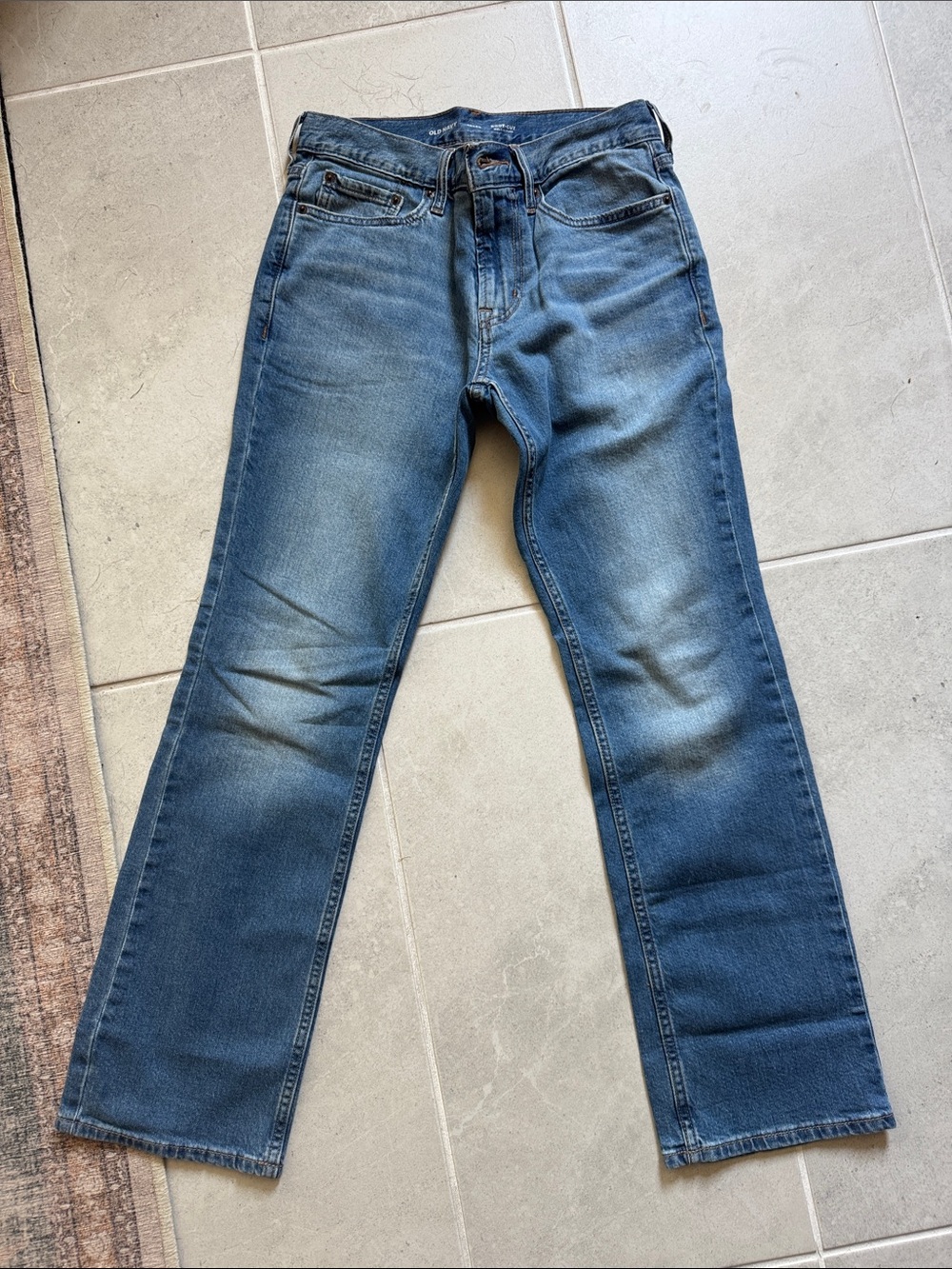 Old Navy Men's Bootcut Jeans in Medium Blue Wash